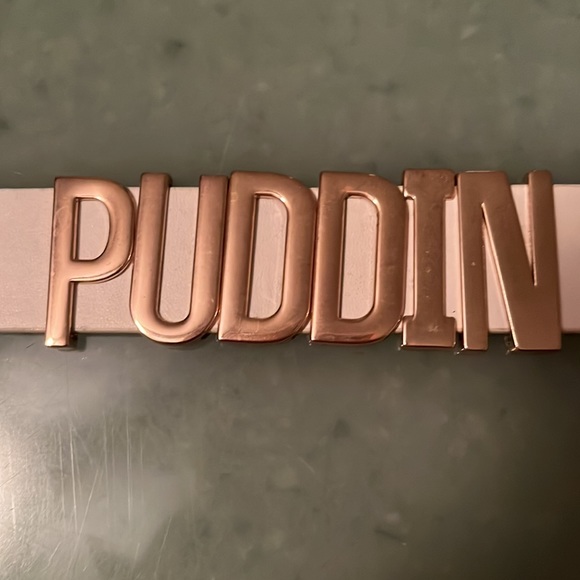 Bioworld Suicide Squad Harley Quinn Puddin Replica Choker white collar - Picture 6 of 14